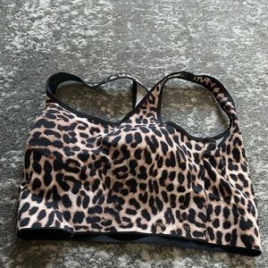 NWOT leopard print sports bra